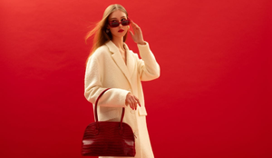 Com a chegada do inverno, surgem novas oportunidades para montar visuais cheios de estilo, conforto e autenticidade (Imagem: Victoria Fox | Shutterstock)