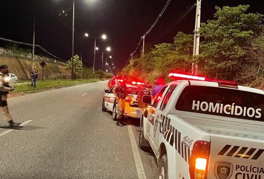 Equipes do Samu e polícia foram acionadas ao local