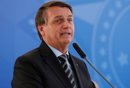 Jair Bolsonaro retornou para o Brasil em voo comercial