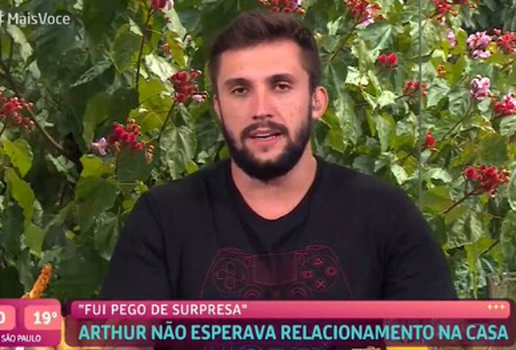 Arthur durante participação no Mais Você, da TV Globo