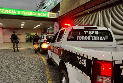 Homem baleado foi socorrido para o Hospital de Trauma