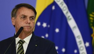 Jair Bolsonaro é hospitalizado em São Paulo