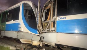 Veja imagens do acidente entre trens em João Pessoa