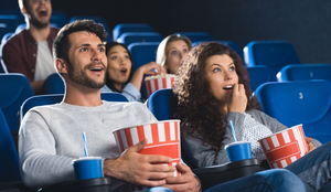 Novas histórias chegam às telas com tramas baseadas em fatos e universos de fantasia (Imagem: LightField Studios | Shutterstock)