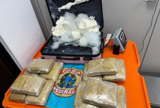 mulher é presa com droga na mala aeroporto joão pessoa