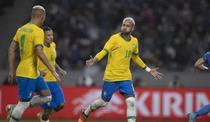 Brasil vence o Japão com gol de pênalti de Neymar