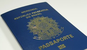 Passaporte é um documento que identifica o viajante em outros países