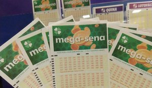 Para apostar na Mega-Sena, o custo é de no mínimo R$ 4,50.
