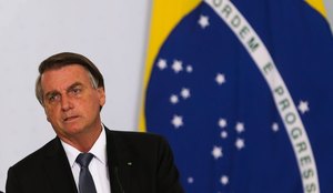 Jair Bolsonaro evita falar de candidatura em João Pessoa