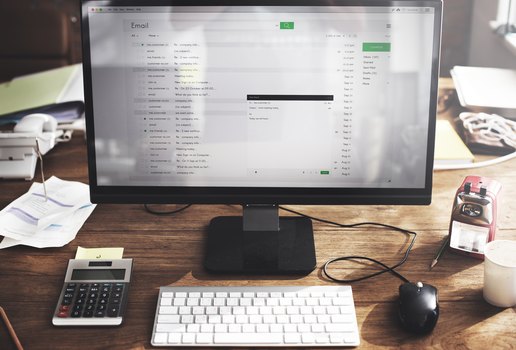desktop-computador-email