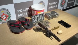 Arma e drogas apreendidas em Laranjeiras