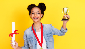 As Olimpíadas Científicas têm aberto portas para os estudantes (Imagem: Roman Samborskyi | Shutterstock)