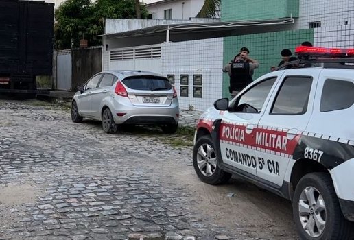 Assalto a carro dos Correios termina com suspeito morto em João Pessoa