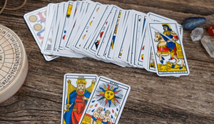 Nesta semana, os nativos deverão confiar nos sinais e em sua intuição (Imagem: Neirfy | Shutterstock)