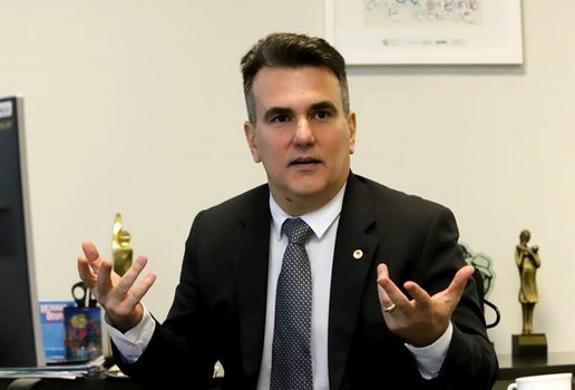 Sérgio Queiroz.