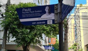 Rua da cidade ganhou placas em homenagem ao ator Paulo Gustavo