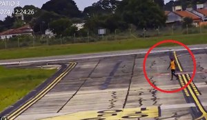 HOMEM INVADE PISTA AEROPORTO