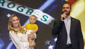 Esposa e filha de Eduardo Bolsonaro