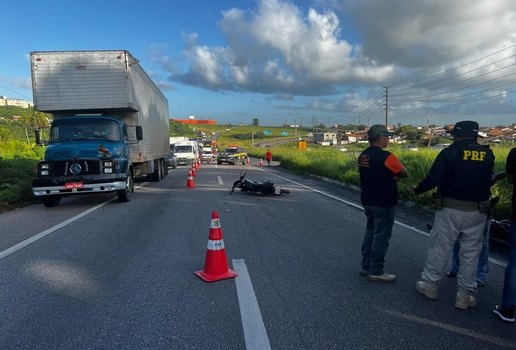 Motociclista não resistiu aos ferimentos e morreu no local