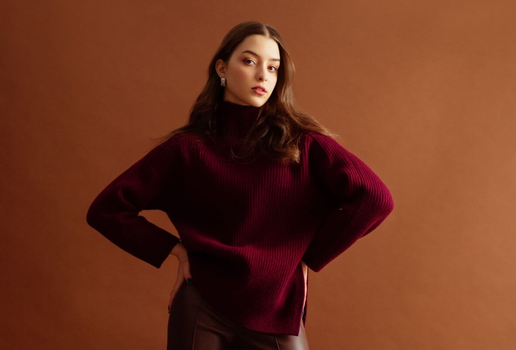 O inverno chega com cores densas e terrosas em destaque (Imagem: Victoria Fox | Shutterstock)