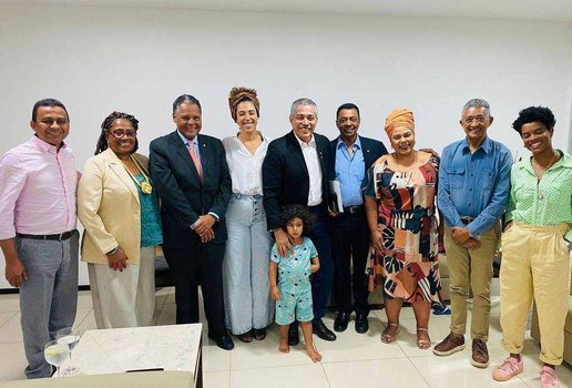 Criação do grupo ocorreu durante um jantar na quarta-feira (22).