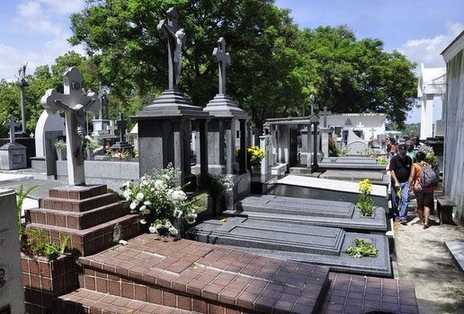 Cemitérios da Capital não estarão abertos à visitação no Dia das Mães