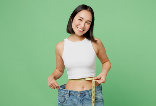 Excesso de gordura abdominal pode colocar a saúde em risco (Imagem: ViDI Studio | Shutterstock)