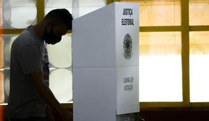 Segundo turno das eleições acontece neste domingo (30)