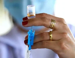 Vacina astrazeneca efeito colateral