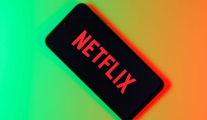 A semana chega com estreias cheias de diversão e emoção na Netflix (Imagem: JarTee | Shutterstock)