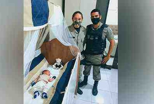 Policia Militar salva recem nascido de apenas oito dias de vida