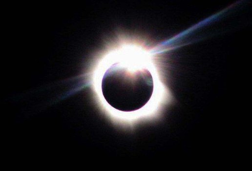 Eclipse solar será retransmitido em uma live