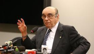 Deputado Bonifacio de Andrada PSDB MG ira apresentar seu relatorio nesta terca feira