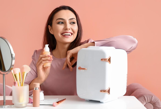 É importante investir em produtos fluidos e hidratantes para um acabamento menos seco (Imagem: Pixel-Shot | Shutterstock)