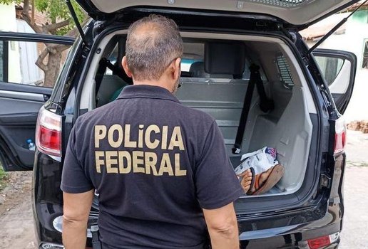 Csm GRUPO SUSPEITO POLICIA FEDERAL 22 db7cce98dd