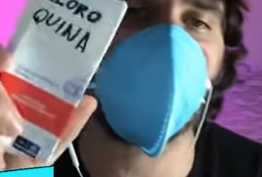 Youtuber destruiu a caixa do medicamento que chamou de cloroquina