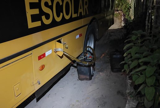 Roubo combustivel onibus