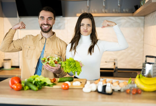 O cuidado com a alimentação é importante para o ganho de massa muscular (Imagem: Ivan Dudka | Shutterstock)