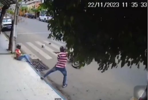 Vídeo: mototaxista escapa de tentativa de homicídio no interior da PB