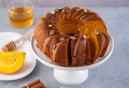 Bolo de abóbora (Imagem: Natallia Harahliad | Shutterstock)