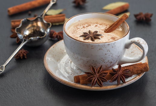 Chai latte (Imagem: miss.lemon | Shutterstock)