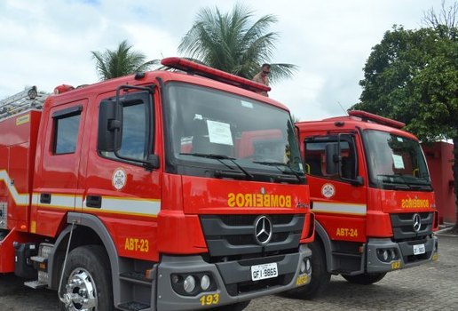 Equipes do Corpo de Bombeiros foram acionadas