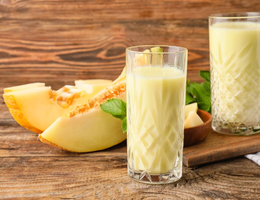 Suco de melão com limão (Imagem: Pixel-Shot | Shutterstock)