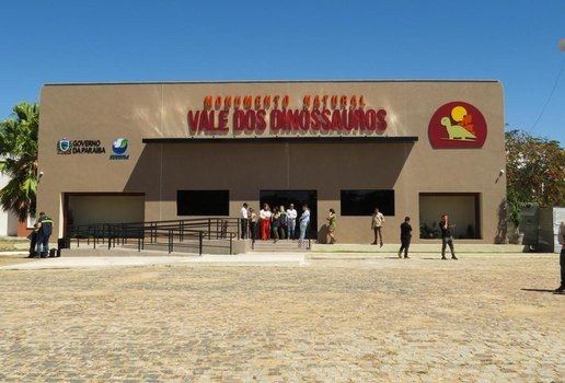 Vale dos Dinossauros tera programacao especial na semana da crianca