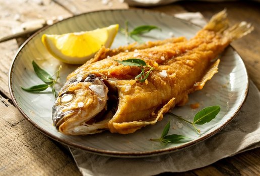 A photograph of a golden brown crispy fr z NOH Xw RDR4 Wg D9 JCH4z P Aw f4h W uj TQ Yu S Nnmp0 Bfm Fg