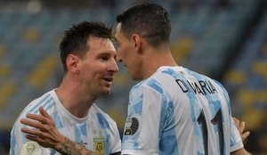 Messi conquista o primeiro título com a camisa da Argentina