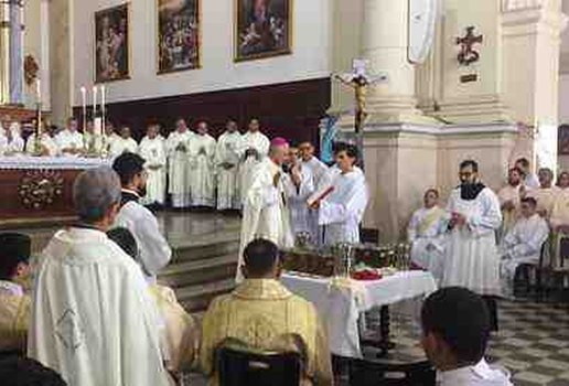 Missa dos Santos Oleos celebrada em Joao Pessoa