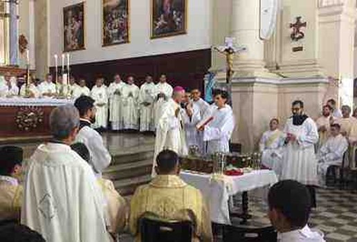 Missa dos Santos Oleos celebrada em Joao Pessoa