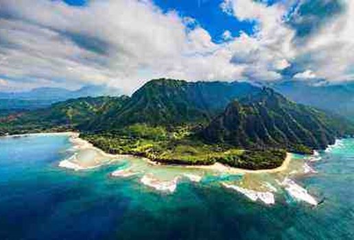 Helicoptero de turismo desaparece no Havai com sete pessoas a bordo