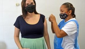 Joao Pessoa suspende vacinacao de gestantes e puerperas sem comorbidades